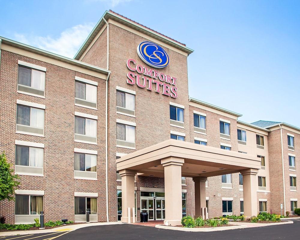 Holiday Inn Express & Suites Milwaukee Nw - Park Place By Ihg Exteriér fotografie