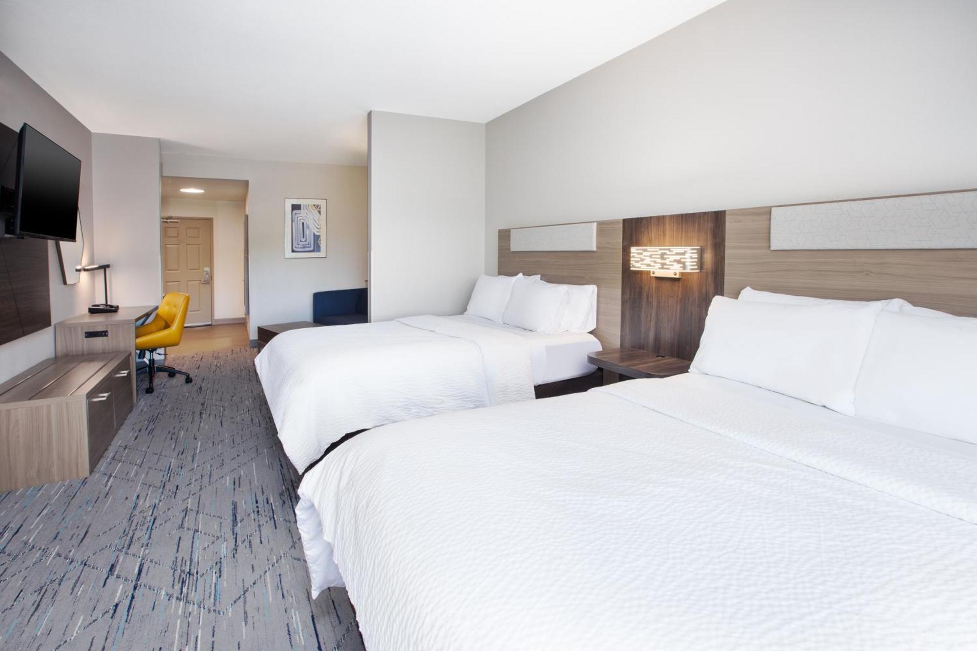 Holiday Inn Express & Suites Milwaukee Nw - Park Place By Ihg Exteriér fotografie
