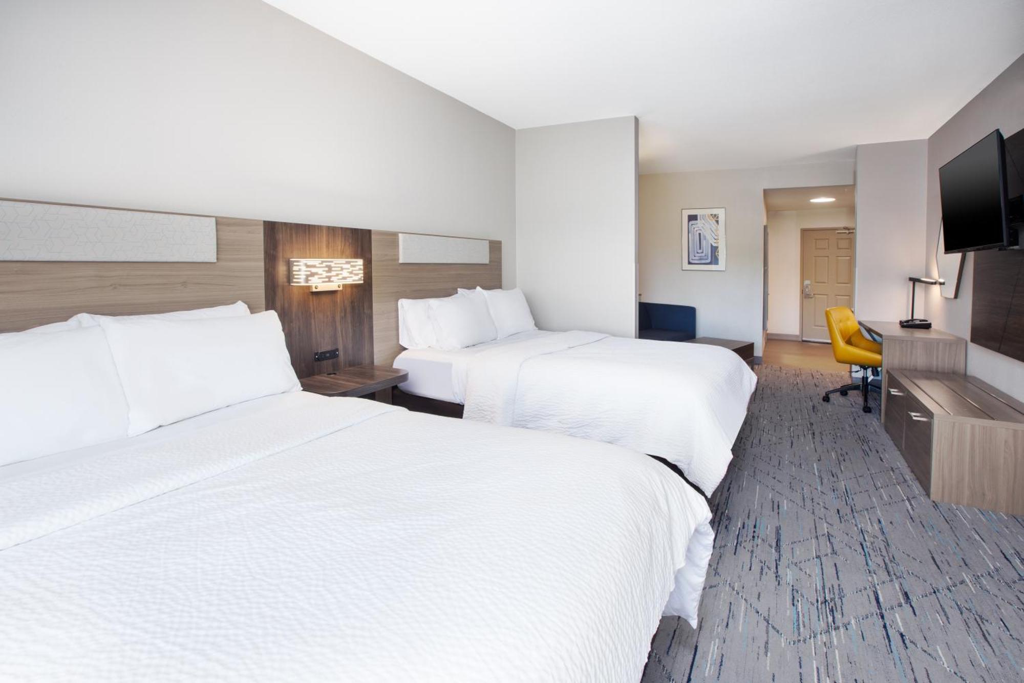 Holiday Inn Express & Suites Milwaukee Nw - Park Place By Ihg Exteriér fotografie